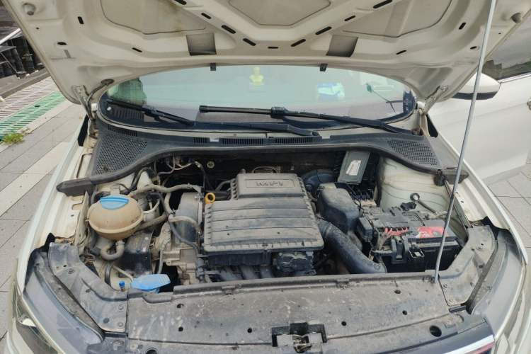 Used Volkswagen Jetta 2019 Dream Edition 1.4L Manual Fashion Version Engine Bay
