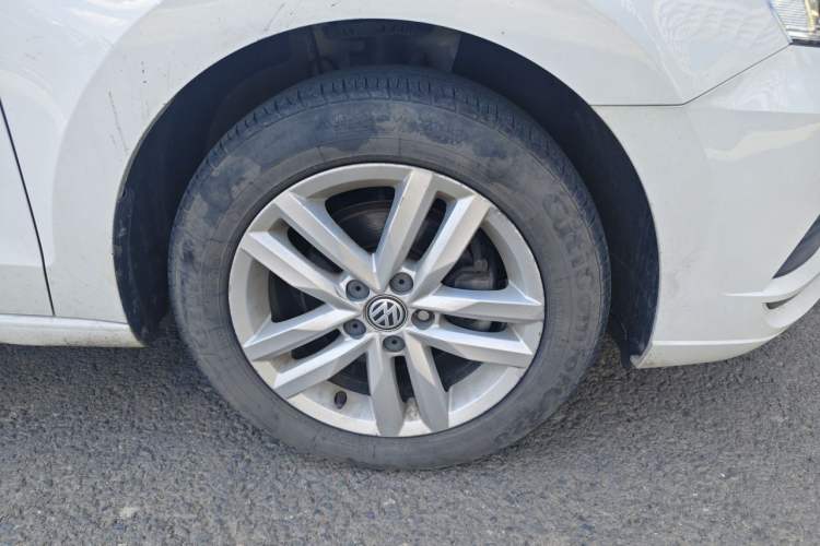 Used Volkswagen Jetta 2019 Dream Edition 1.4L Manual Fashion Version Exterior 1