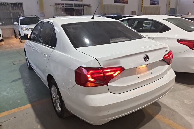 Used Volkswagen Jetta 2019 Dream Edition 1.4L Manual Fashion Version Exterior 2