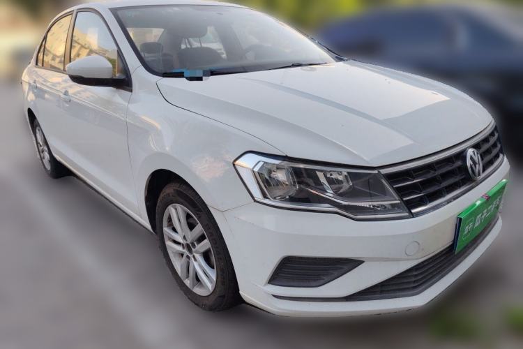 Used Volkswagen Jetta 2019 Dream Edition 1.4L Manual Fashion Version Exterior 2