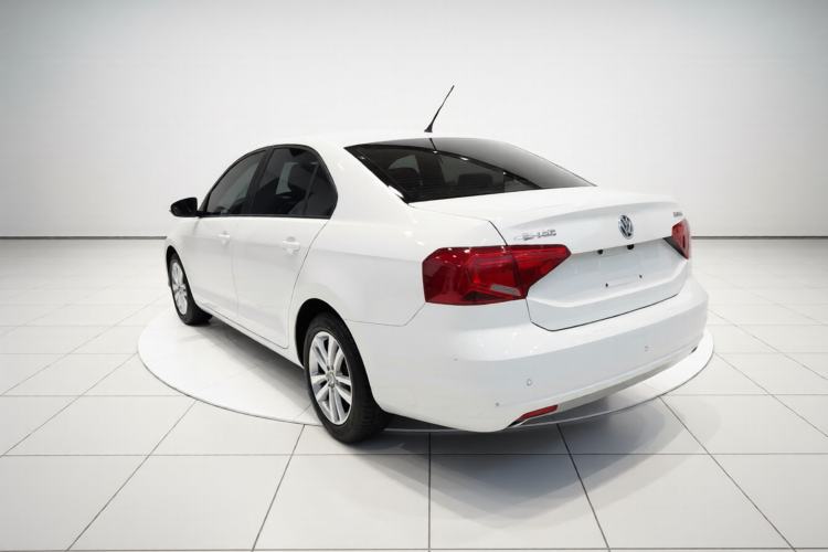 Used Volkswagen Jetta 2019 Dream Edition 1.4L Manual Fashion Version Exterior 3