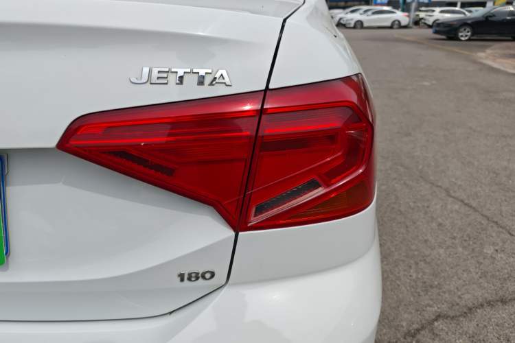Used Volkswagen Jetta 2019 Dream Edition 1.5L Manual Fashion Version Exterior 3