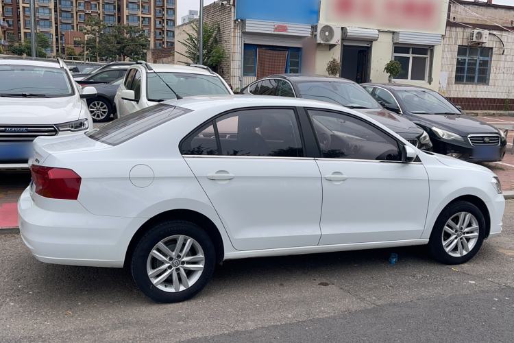 Used Volkswagen Jetta 2019 Dream Edition 1.5L Manual Fashion Version Exterior 3