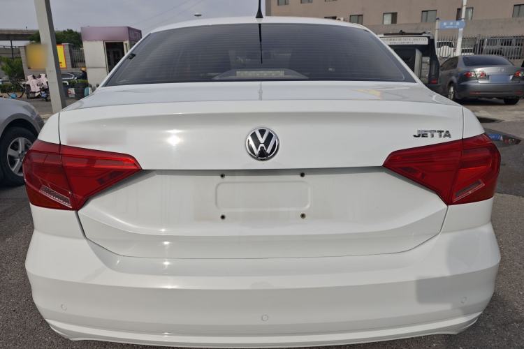 Used Volkswagen Jetta 2019 Dream Edition 1.4L Manual Fashion Version Exterior 3