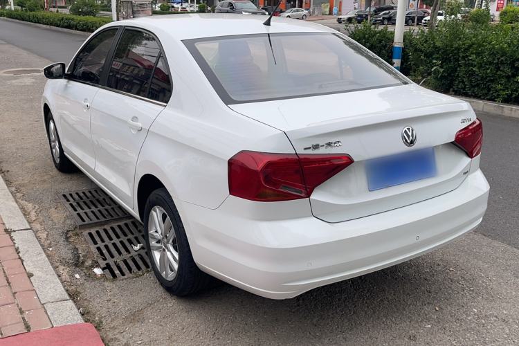 Used Volkswagen Jetta 2019 Dream Edition 1.5L Manual Fashion Version Exterior 4