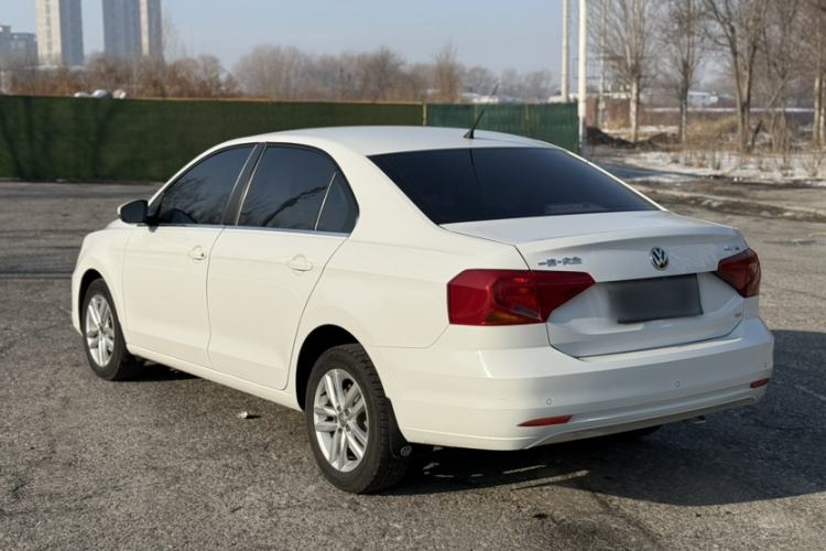 Used Volkswagen Jetta 2019 Dream Edition 1.5L Manual Fashion Version Exterior 4