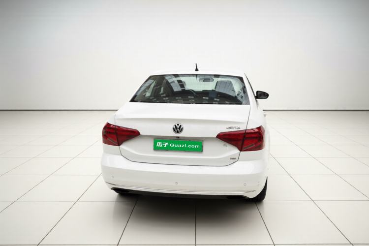 Used Volkswagen Jetta 2019 Dream Edition 1.5L Automatic Comfort Version Exterior 4