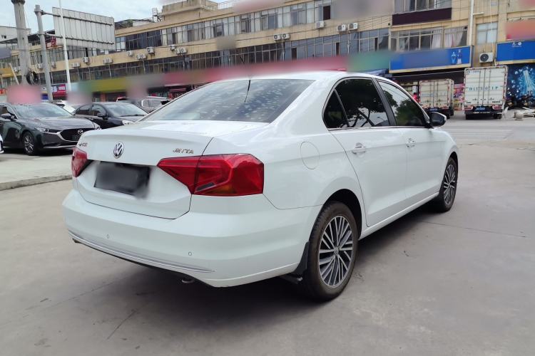 Used Volkswagen Jetta 2019 Dream Edition 1.4L Manual Comfort Version Exterior 4