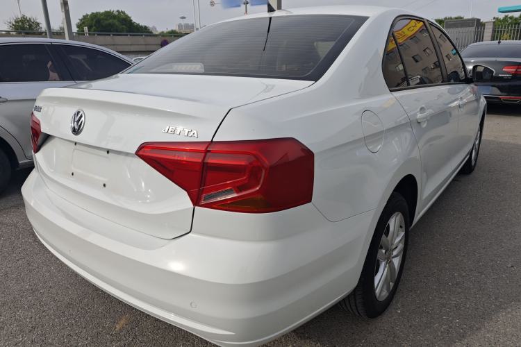 Used Volkswagen Jetta 2019 Dream Edition 1.4L Manual Fashion Version Exterior 4