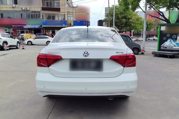 Used Volkswagen Jetta 2019 Dream Edition 1.4L Manual Comfort Version Exterior 5