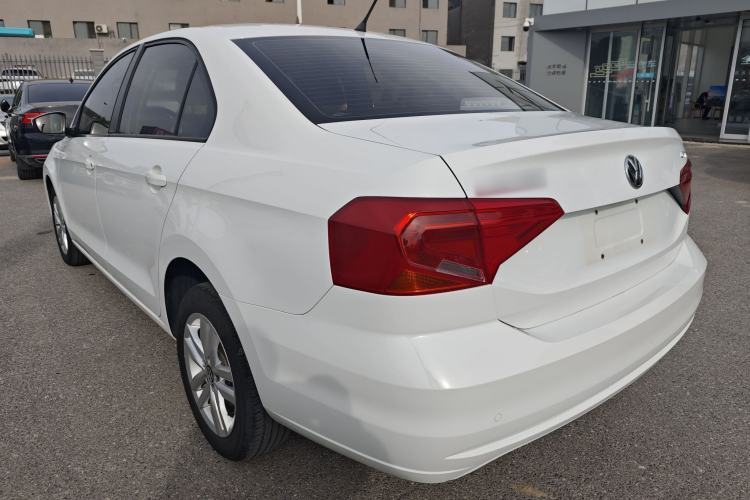 Used Volkswagen Jetta 2019 Dream Edition 1.4L Manual Fashion Version Exterior 5