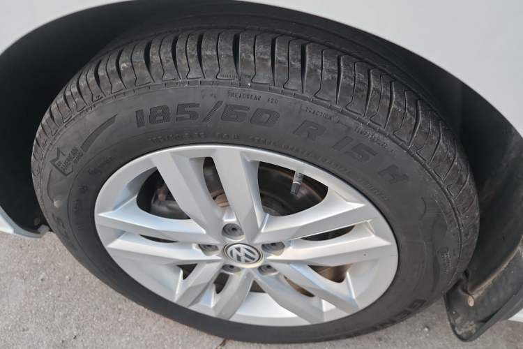 Used Volkswagen Jetta 2019 Dream Edition 1.4L Manual Fashion Version Exterior 7