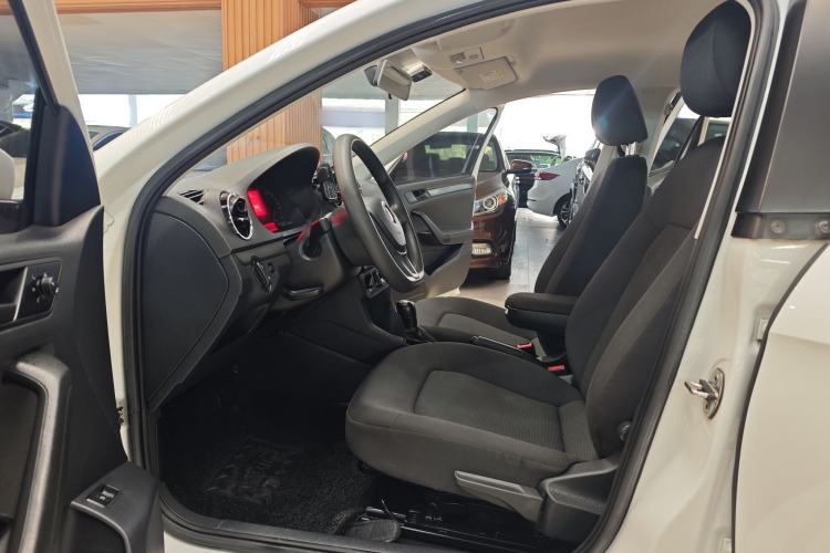 Used Volkswagen Jetta 2019 Dream Edition 1.5L Automatic Fashionable Version Exterior 8