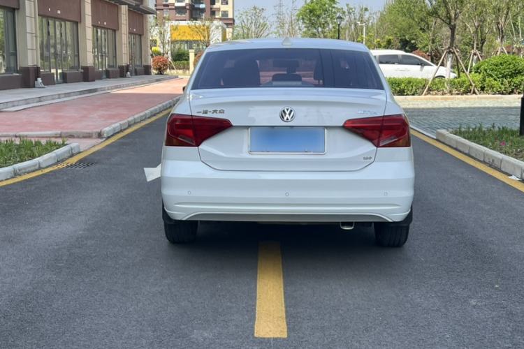 Used Volkswagen Jetta 2019 Dream Edition 1.5L Automatic Fashionable Version Exterior 8