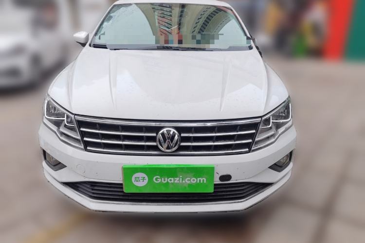 Used Volkswagen Jetta 2019 Dream Edition 1.5L Automatic Comfort Version Front