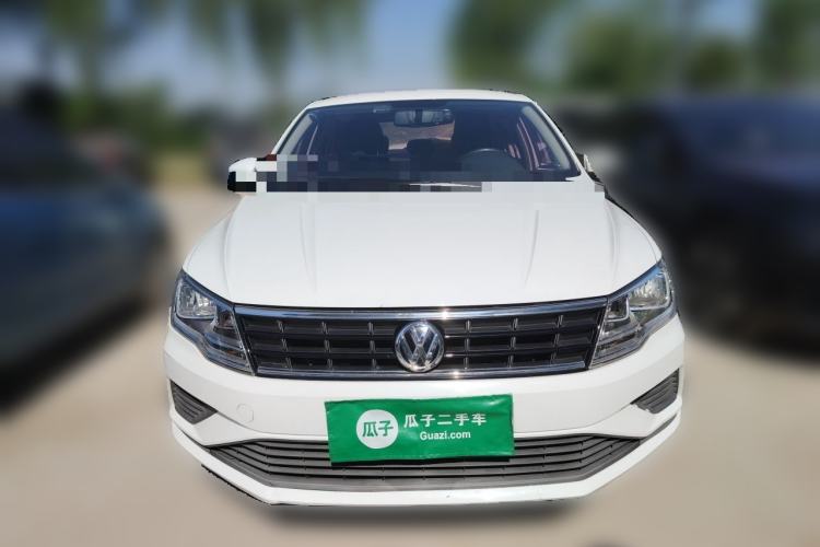 Used Volkswagen Jetta 2019 Dream Edition 1.4L Manual Fashion Version Front