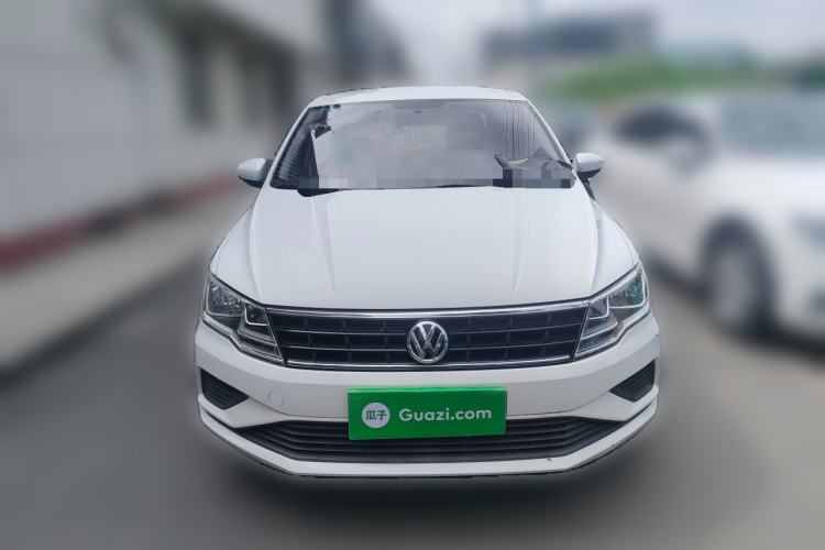 Used Volkswagen Jetta 2019 Dream Edition 1.4L Manual Fashion Version Front