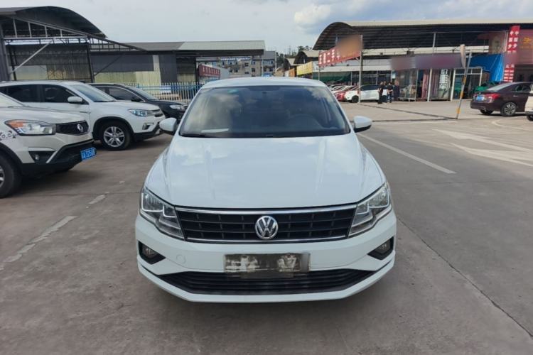 Used Volkswagen Jetta 2019 Dream Edition 1.5L Manual Fashion Version Front
