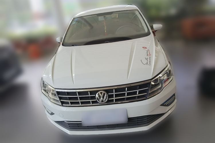 Used Volkswagen Jetta 2019 Dream Edition 1.4L Manual Fashion Version Front