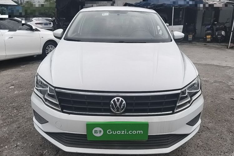 Used Volkswagen Jetta 2019 Dream Edition 1.5L Manual Fashion Version Front