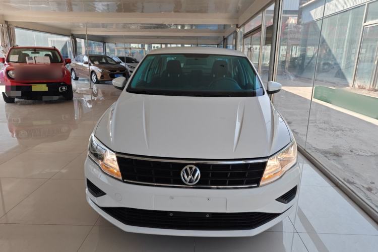 Used Volkswagen Jetta 2019 Dream Edition 1.4L Manual Fashion Version Front