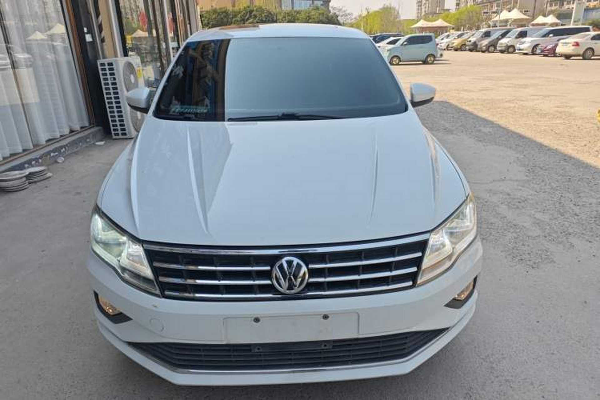 Used Volkswagen Jetta 2019 Dream Edition 1.5L Manual Comfort Version Front
