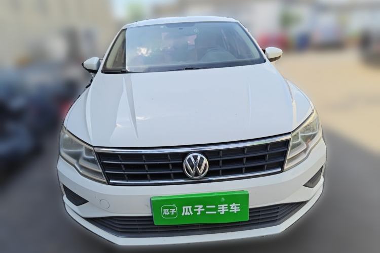 Used Volkswagen Jetta 2019 Dream Edition 1.4L Manual Fashion Version Front
