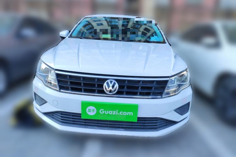 Used Volkswagen Jetta 2019 Dream Edition 1.5L Manual Fashion Version Front