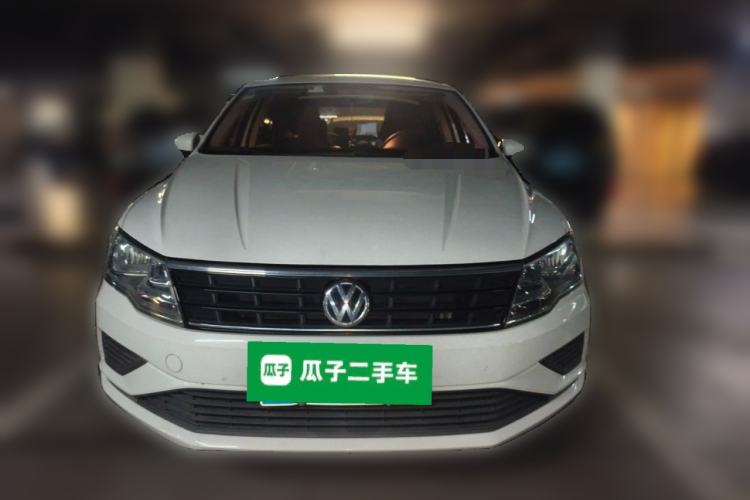 Used Volkswagen Jetta 2019 Dream Edition 1.5L Manual Fashion Version Front