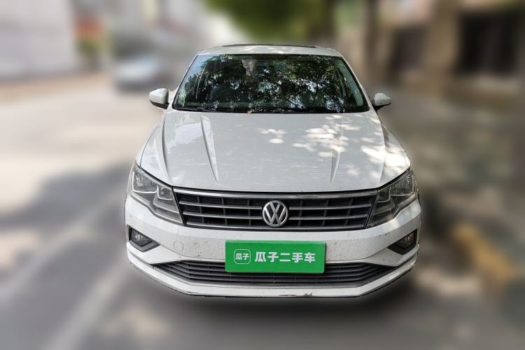 Used Volkswagen Jetta 2019 Dream Edition 1.5L Automatic Comfort Version Front