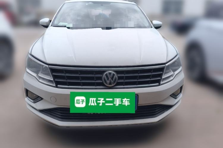 Used Volkswagen Jetta 2019 Dream Edition 1.5L Manual Fashion Version Front