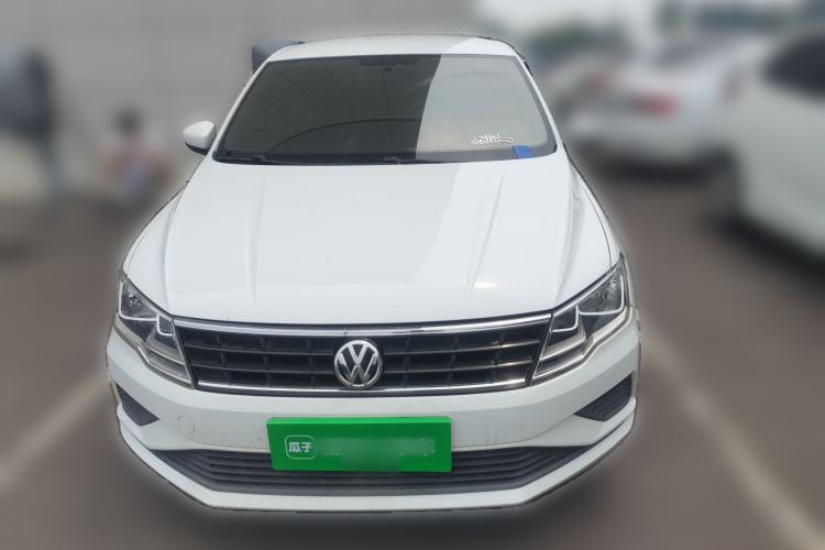 Used Volkswagen Jetta 2019 Dream Edition 1.4L Manual Fashion Version Front