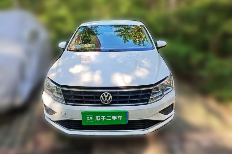 Used Volkswagen Jetta 2019 Dream Edition 1.5L Manual Fashion Version Front