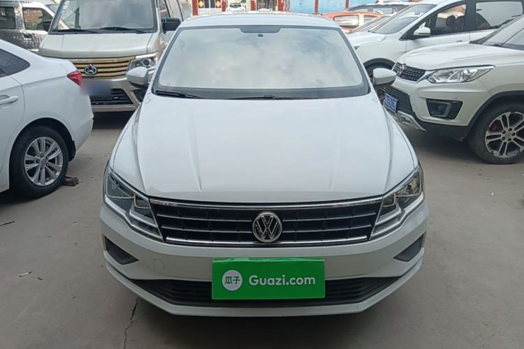 Used Volkswagen Jetta 2019 Dream Edition 1.5L Manual Fashion Version Front