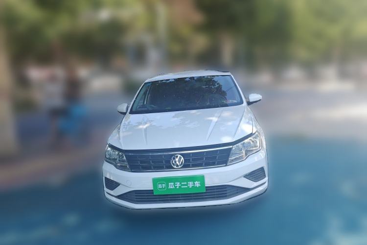 Used Volkswagen Jetta 2019 Dream Edition 1.4L Manual Fashion Version Front