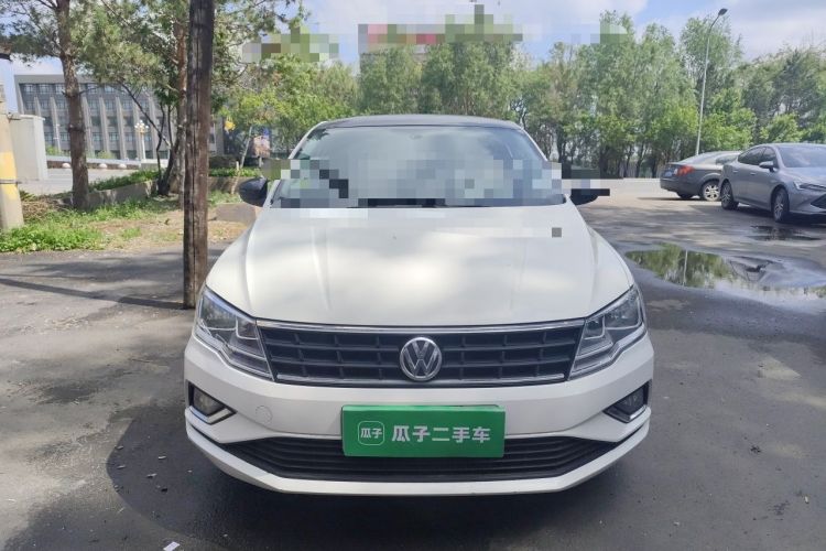 Used Volkswagen Jetta 2019 Dream Edition 1.5L Manual Fashion Version Front