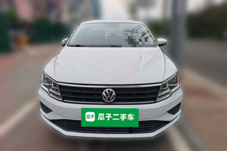 Used Volkswagen Jetta 2019 Dream Edition 1.4L Manual Fashion Version Front