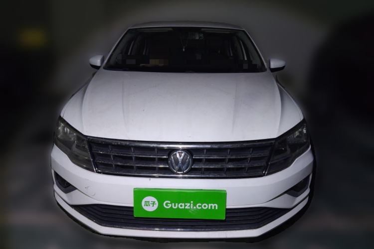 Used Volkswagen Jetta 2019 Dream Edition 1.5L Automatic Comfort Version Front