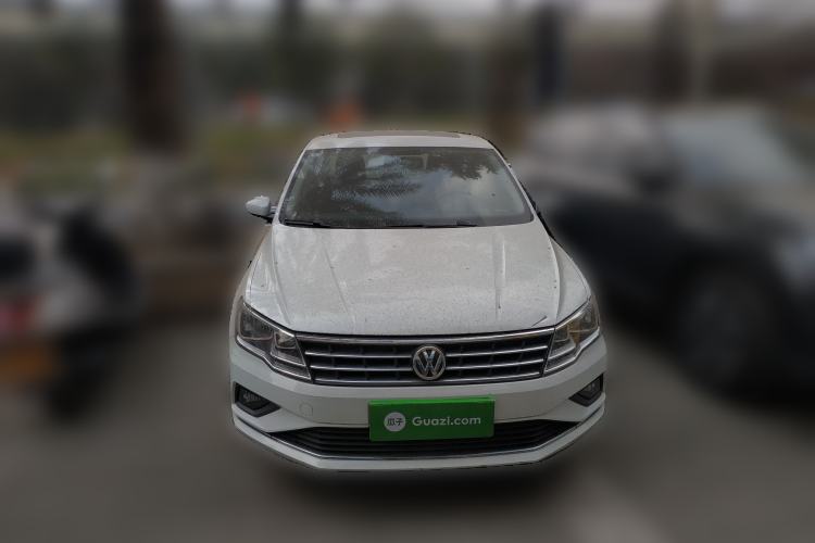 Used Volkswagen Jetta 2019 Dream Edition 1.4L Manual Comfort Version Front