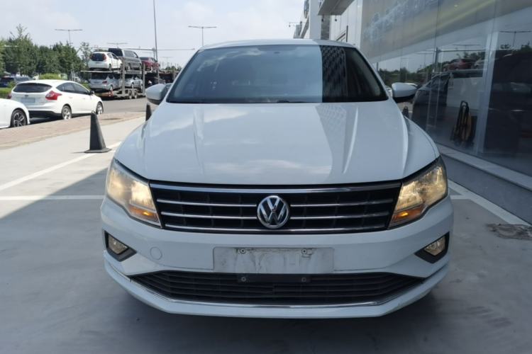 Used Volkswagen Jetta 2019 Dream Edition 1.5L Manual Comfort Version Front