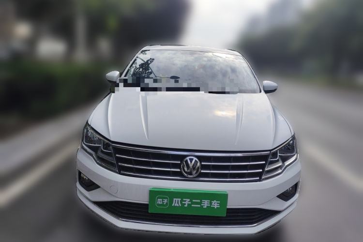 Used Volkswagen Jetta 2019 Dream Edition 1.5L Automatic Comfort Version Front