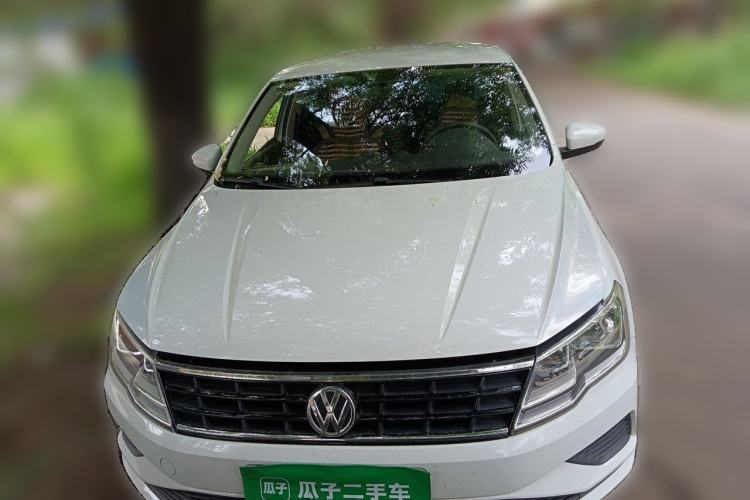 Used Volkswagen Jetta 2019 Dream Edition 1.4L Manual Fashion Version Front