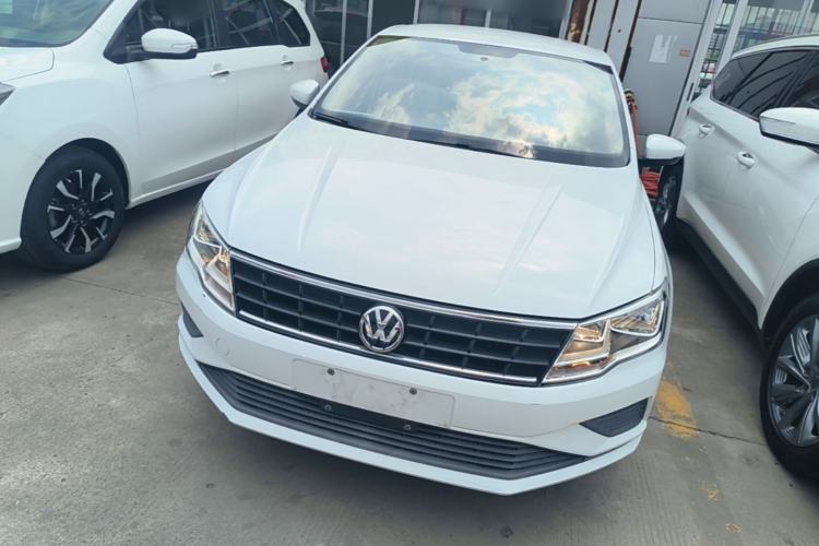 Used Volkswagen Jetta 2019 Dream Edition 1.4L Manual Fashion Version Front