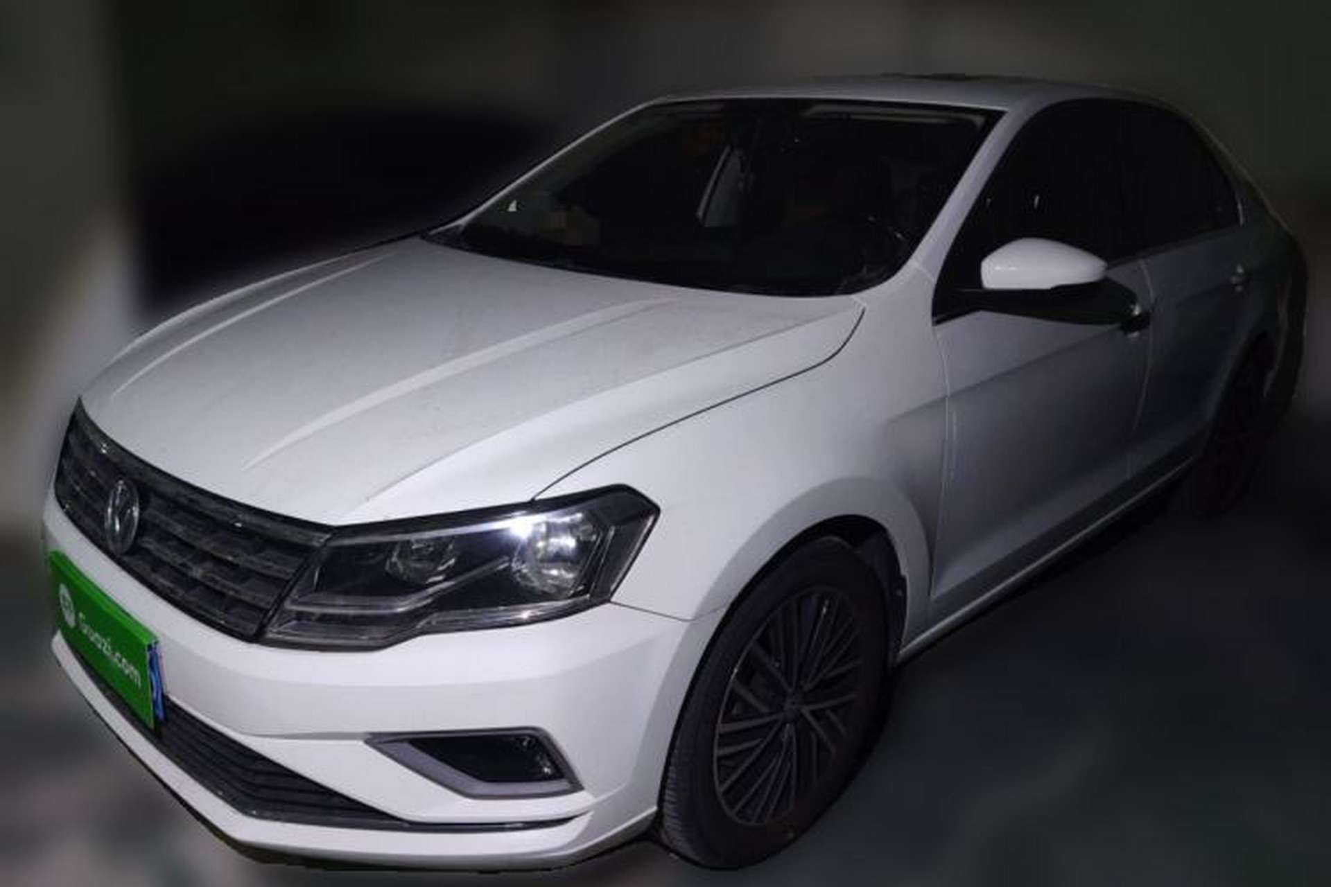 Used Volkswagen Jetta 2019 Dream Edition 1.5L Automatic Comfort Version Front Left 45 Deg