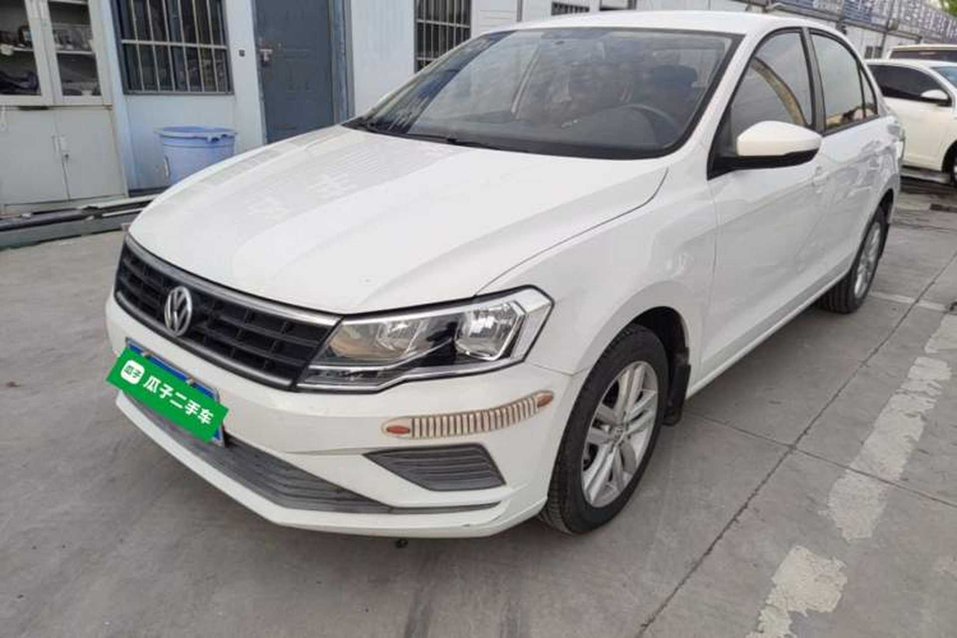 Used Volkswagen Jetta 2019 Dream Edition 1.5L Manual Fashion Version Front Left 45 Deg