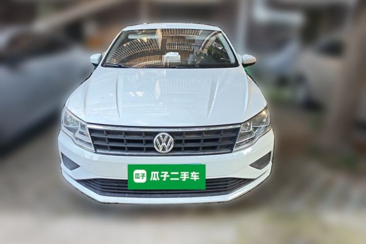 Used Volkswagen Jetta 2019 Dream Edition 1.5L Manual Fashion Version Front