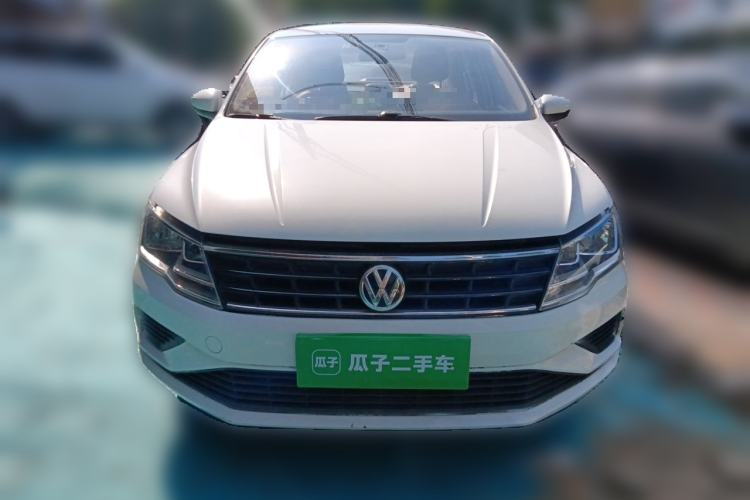 Used Volkswagen Jetta 2019 Dream Edition 1.4L Manual Fashion Version Front
