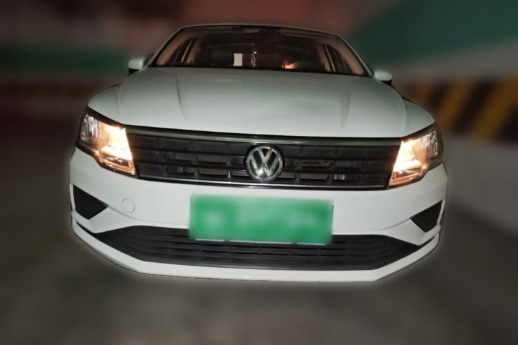 Used Volkswagen Jetta 2019 Dream Edition 1.5L Manual Fashion Version Front