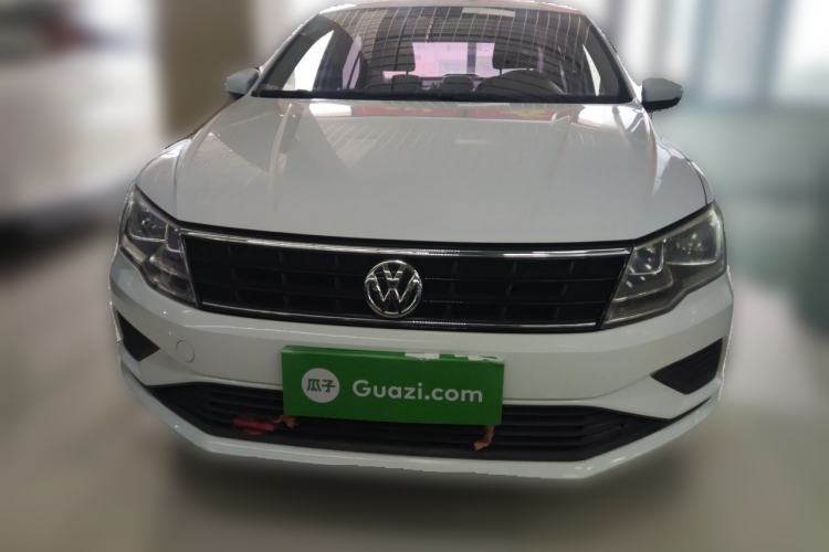 Used Volkswagen Jetta 2019 Dream Edition 1.5L Manual Fashion Version Front