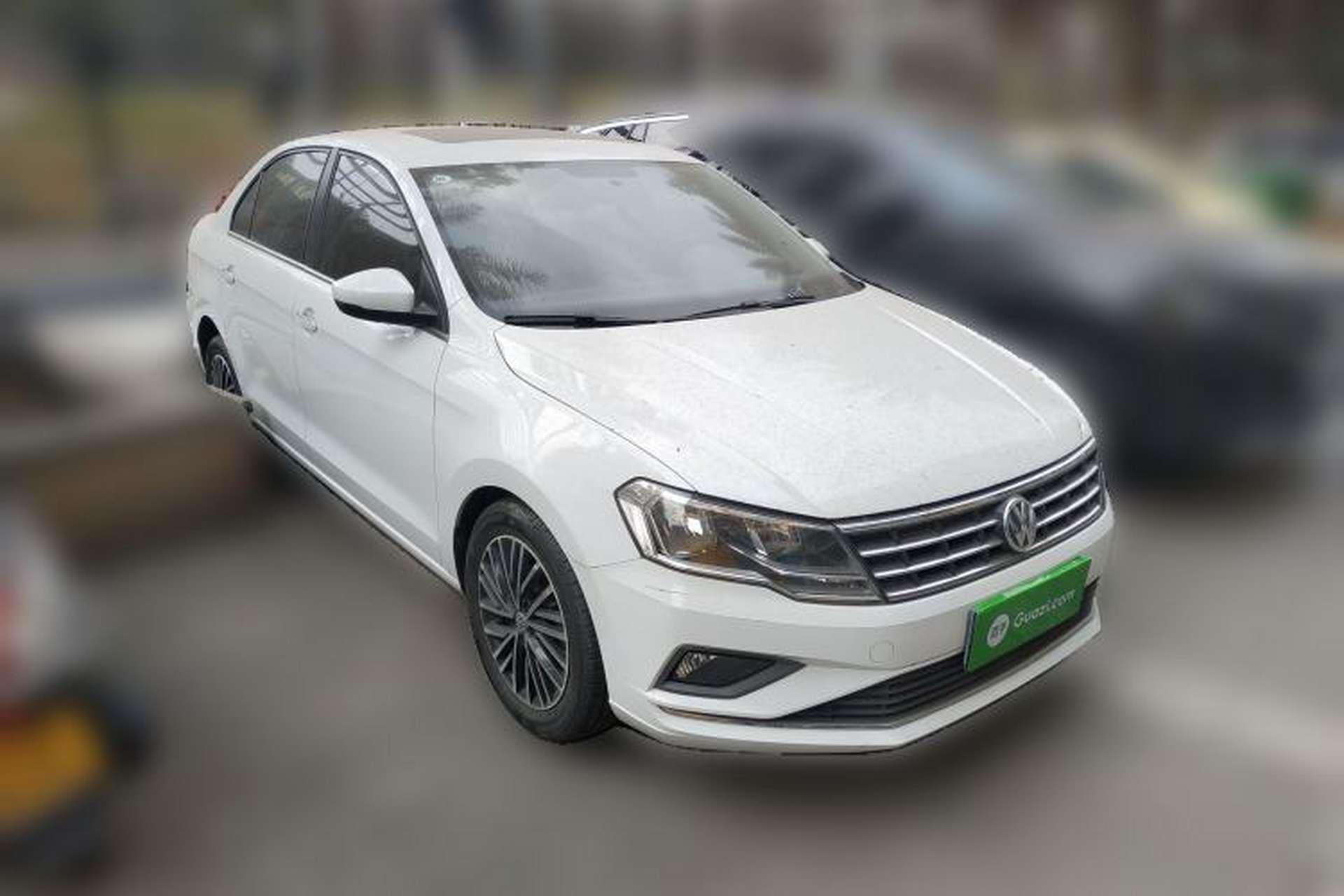 Used Volkswagen Jetta 2019 Dream Edition 1.4L Manual Comfort Version Front Right 45 Deg